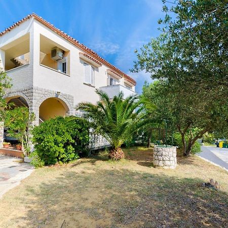 Apartments Sime Lopar Exterior foto